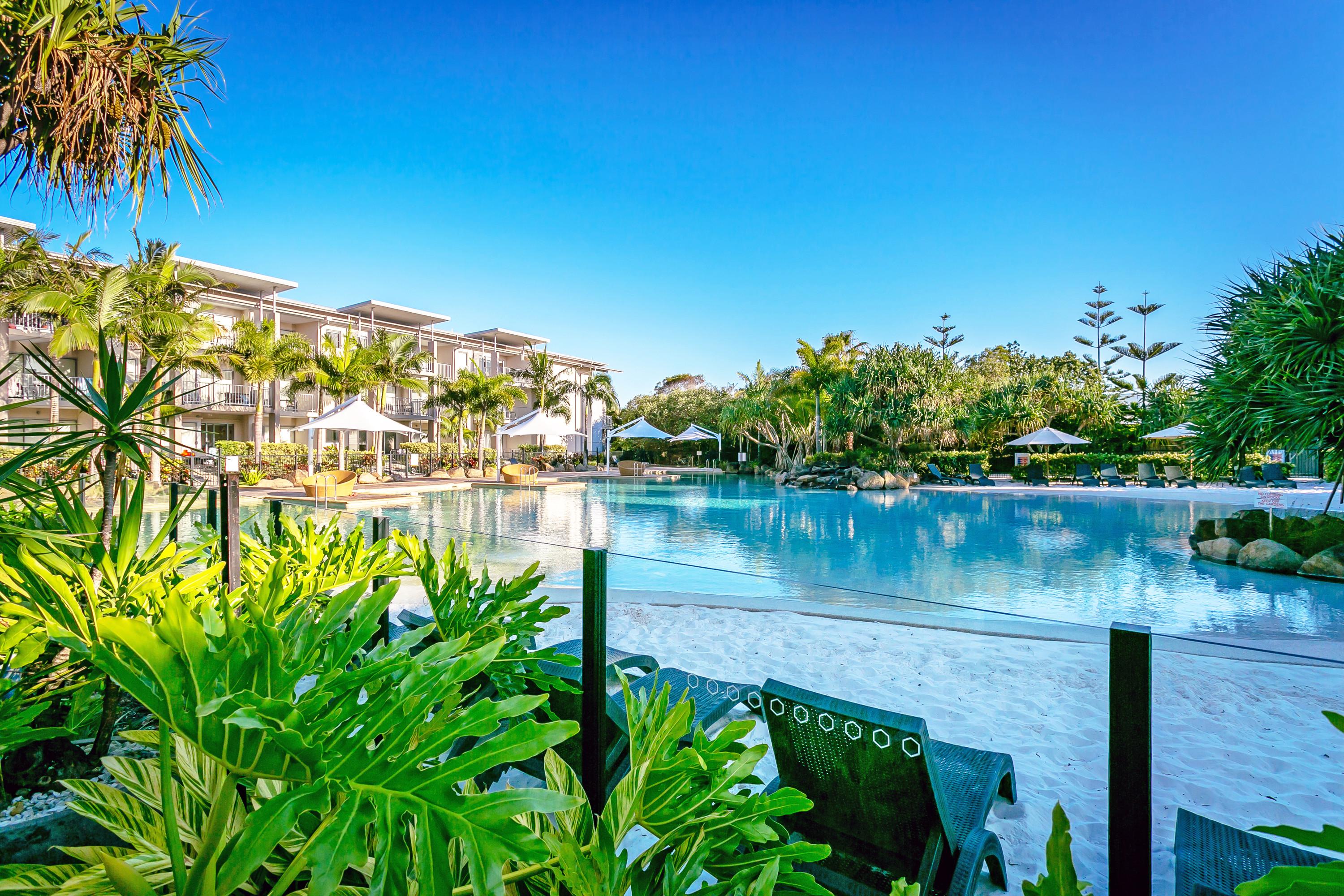 Peppers Salt Resort & Spa كينغسكليف المظهر الخارجي الصورة The pool at the InterContinental Sanctuary Cove Resort